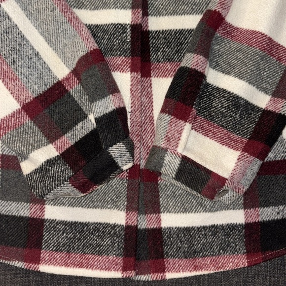 Little Mountain red blacks and white plaid jacket - Picture 4 of 8